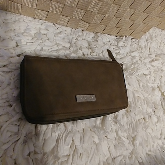 Wallet - Picture 2 of 4